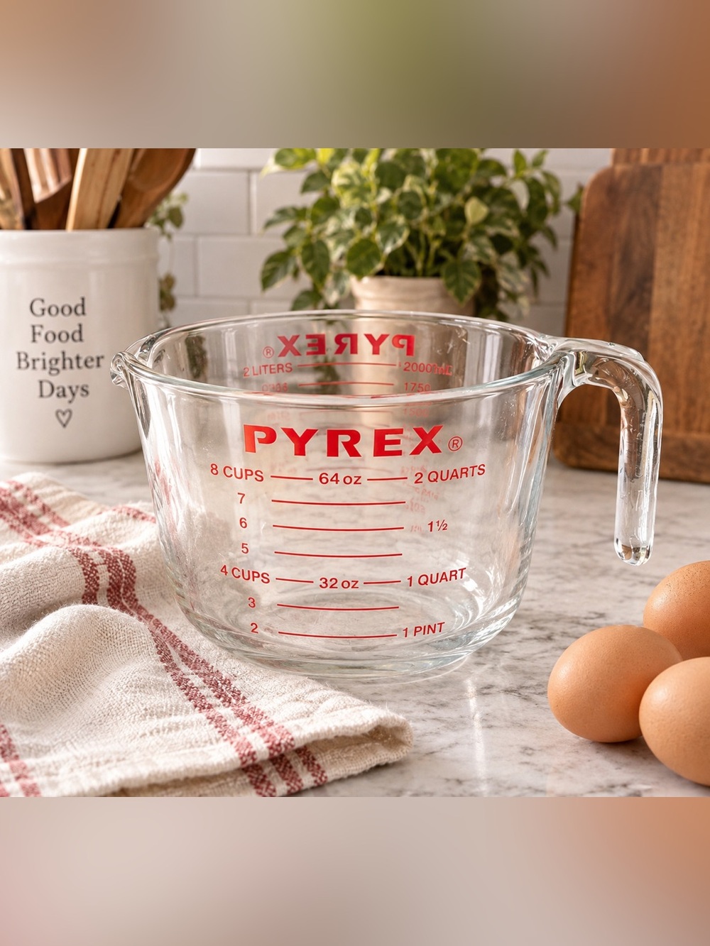 Vintage Pyrex 8 Cup 2 Quart Glass Measuring Cup Red Lettering 64 oz